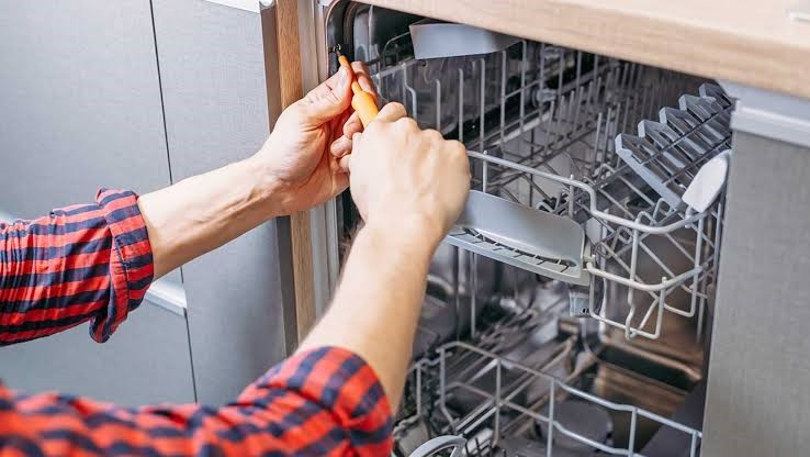 مراحل عیب یابی و تعمیر ظرفشویی وست پوینت در قم